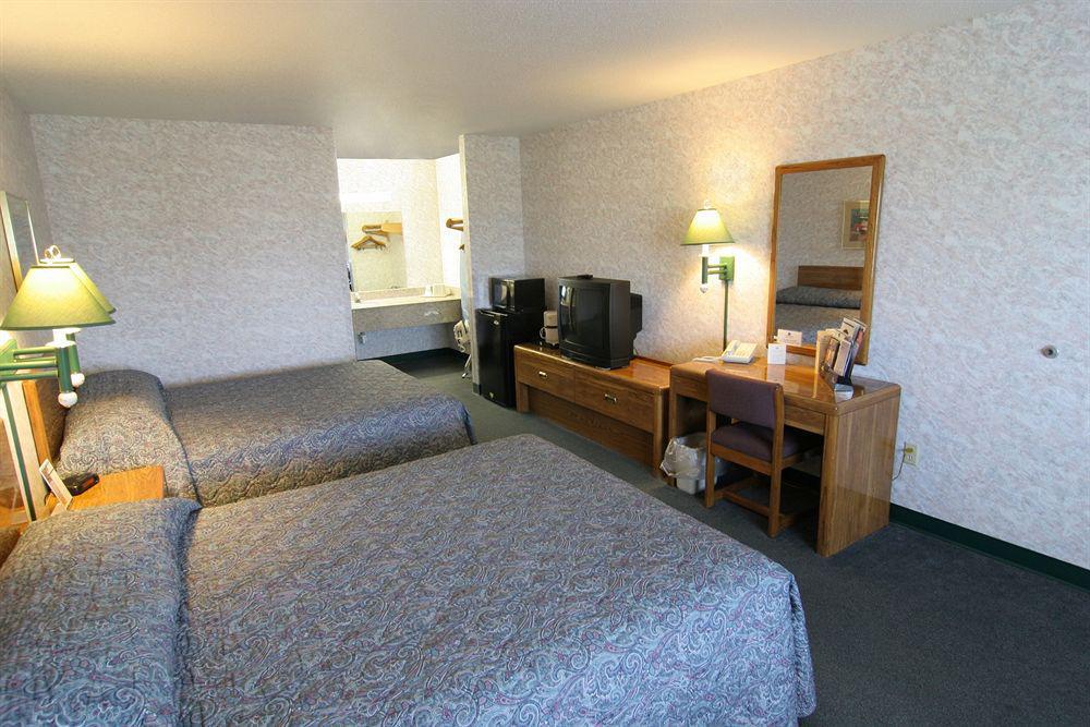 Magnuson Hotel Howell/Brighton Oda fotoğraf